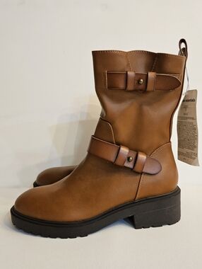 Amazon Essentials Women's Mid Calf Cropped Biker Boots